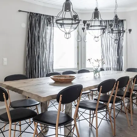 ヴィラ Huvikumpu In The Heart Of ロヴァニエミ