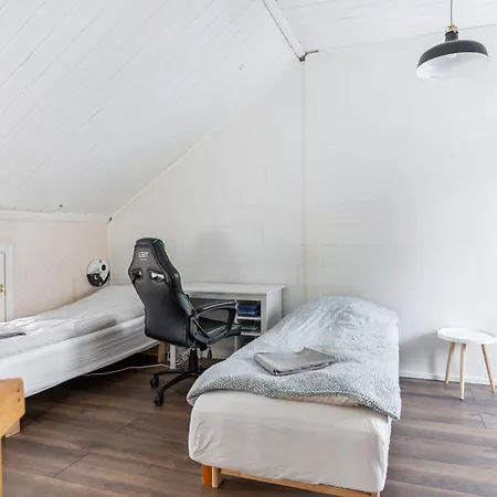 Huvikumpu In The Heart Of ヴィラ